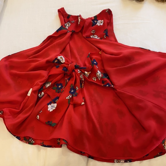 Top - Picture 2 of 2